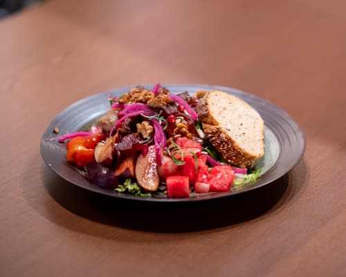 Brie og bacon salat